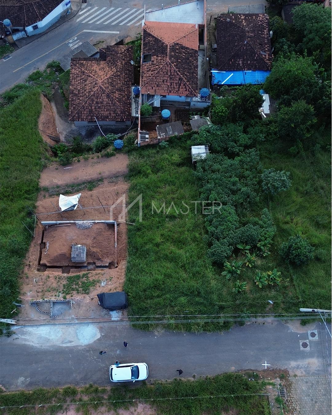 LOTE COM 259,88M² NO BAIRRO BOM SUCESSO 2 EM GUANHAES-MG