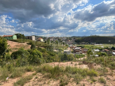 Lote com 1.400m² à venda, bairro Araújo, ALFREDO VASCONCELOS - MG