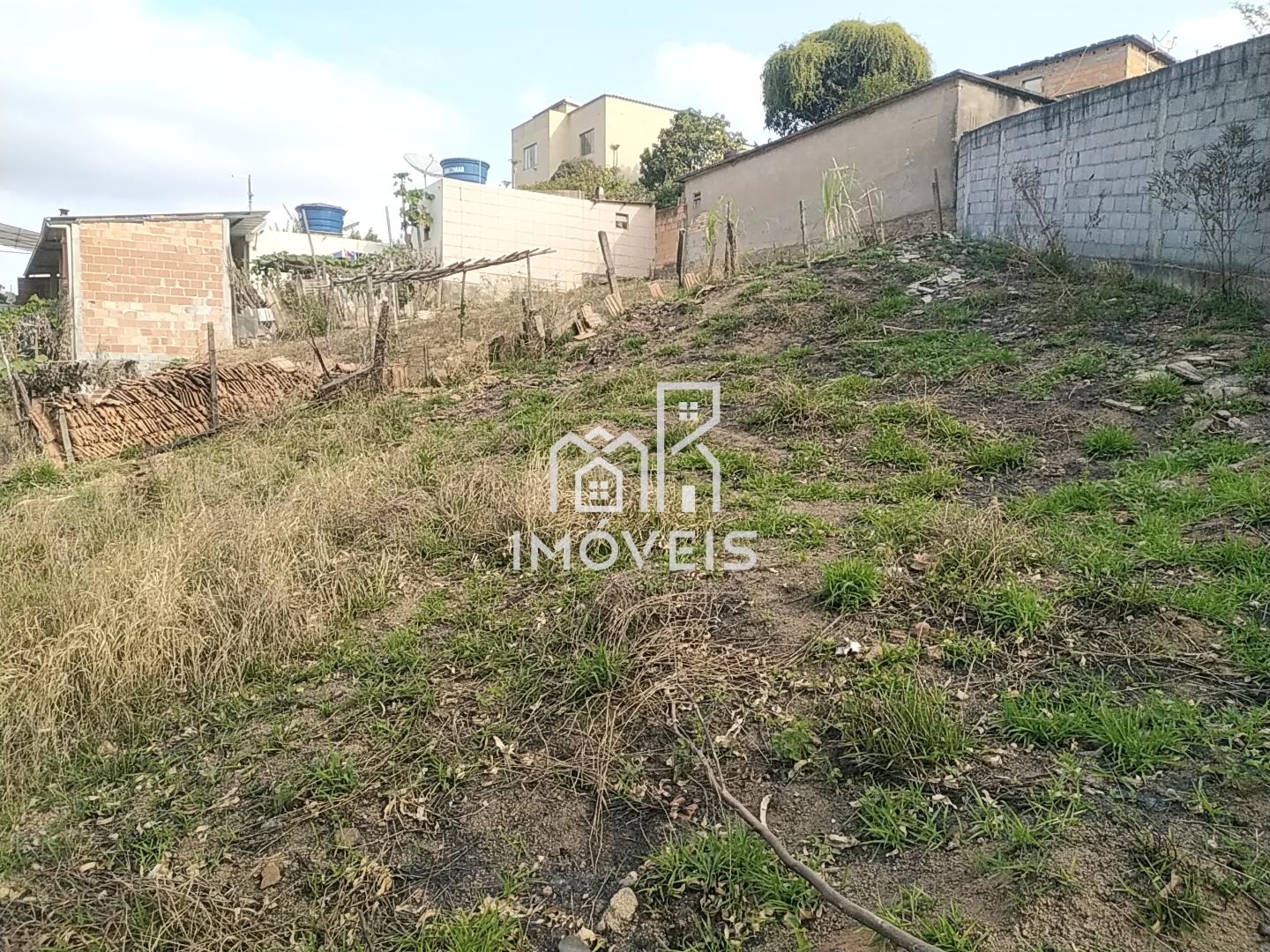Lote à venda em BARBACENA - MG com 360m² No Bairro Nova Suíça