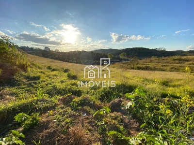 Chácara a venda em BARBACENA - MG com 5.000m² no Nova Suíça
