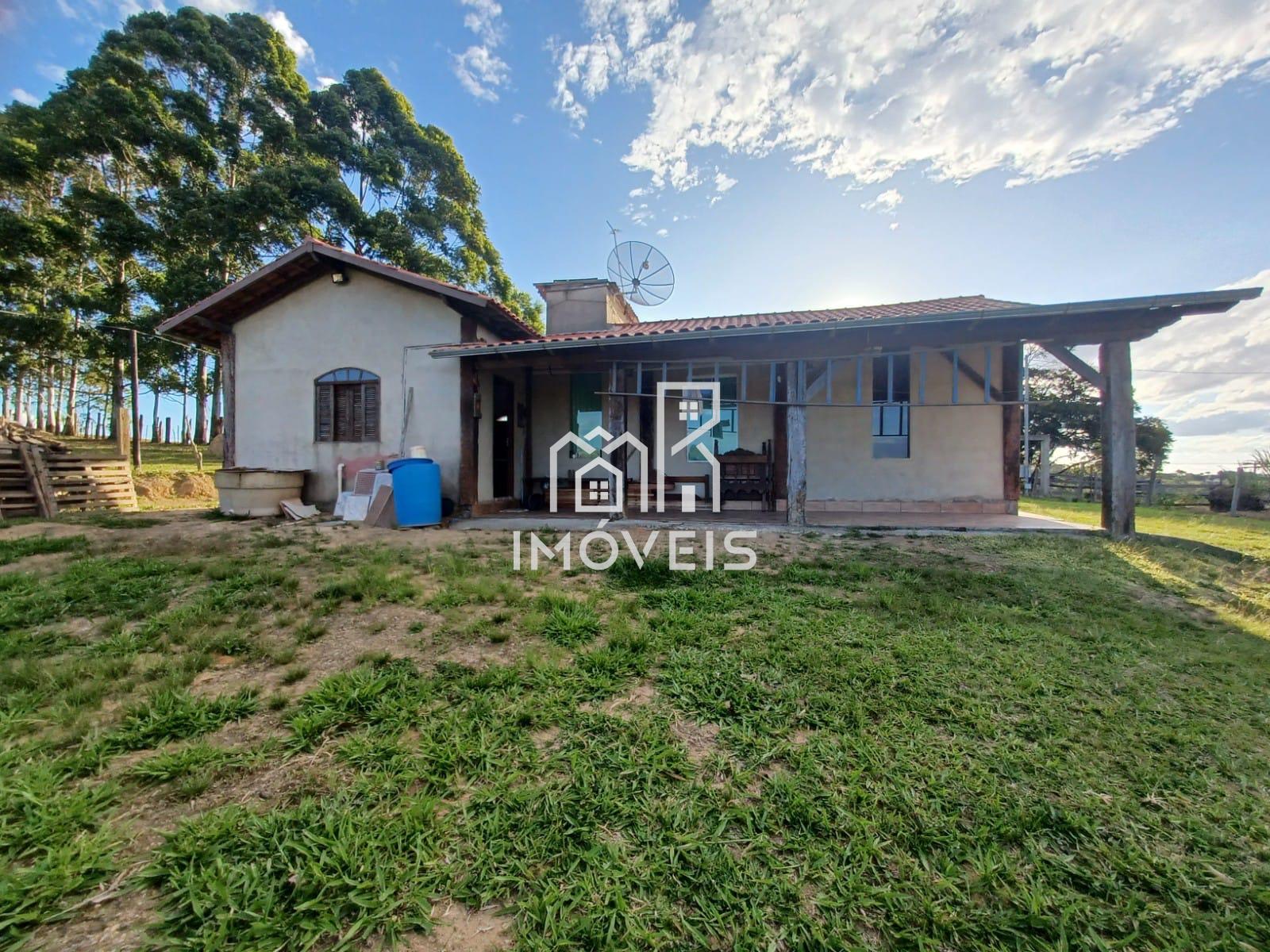 Sítio à venda na Chapada do Faria  BARBACENA - MG com sede