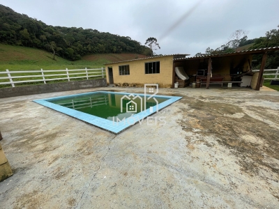 Sítio à venda em Correia de Almeida com metragem de 5,06 hectares