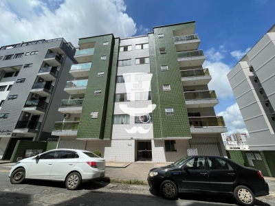 Apartamento à venda com 2 dormitórios sendo 1 suíte no Centro