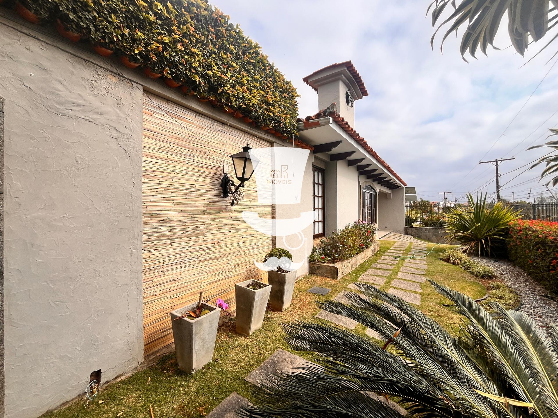 Casa à venda em Barbacena 3 dormitórios sendo 1 suíte no Vila ...
