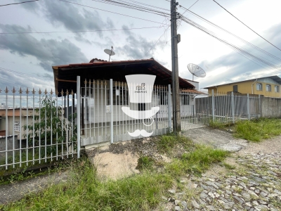 Casa à venda em Barbacena com 3 dormitórios sendo 1 suíte no D...