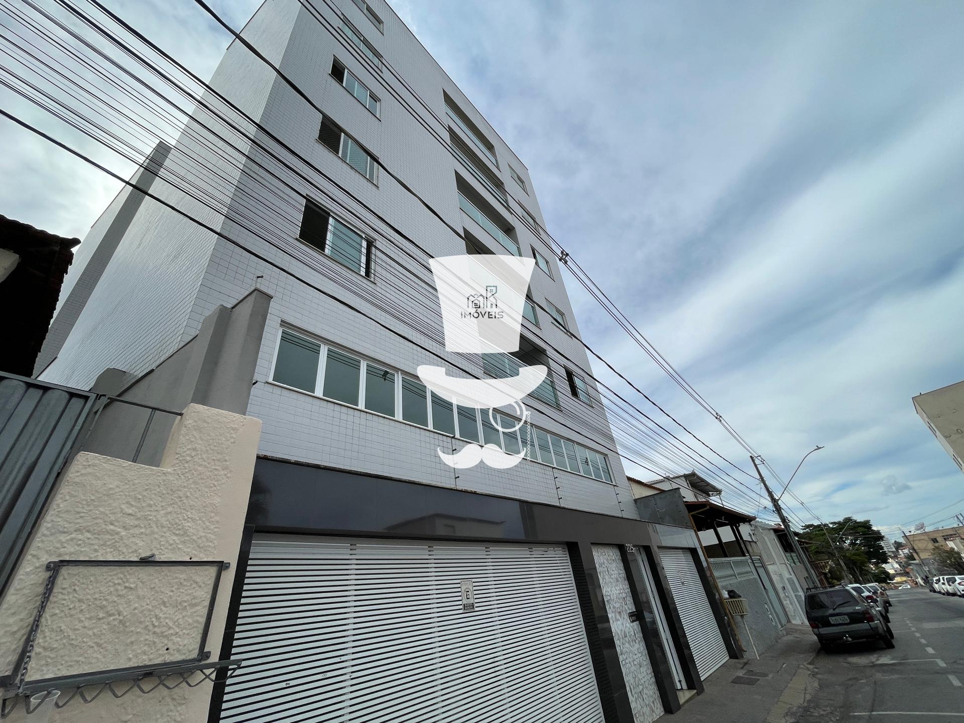Apartamento à venda em Barbacena com 3 dormitórios sendo 2 suí...