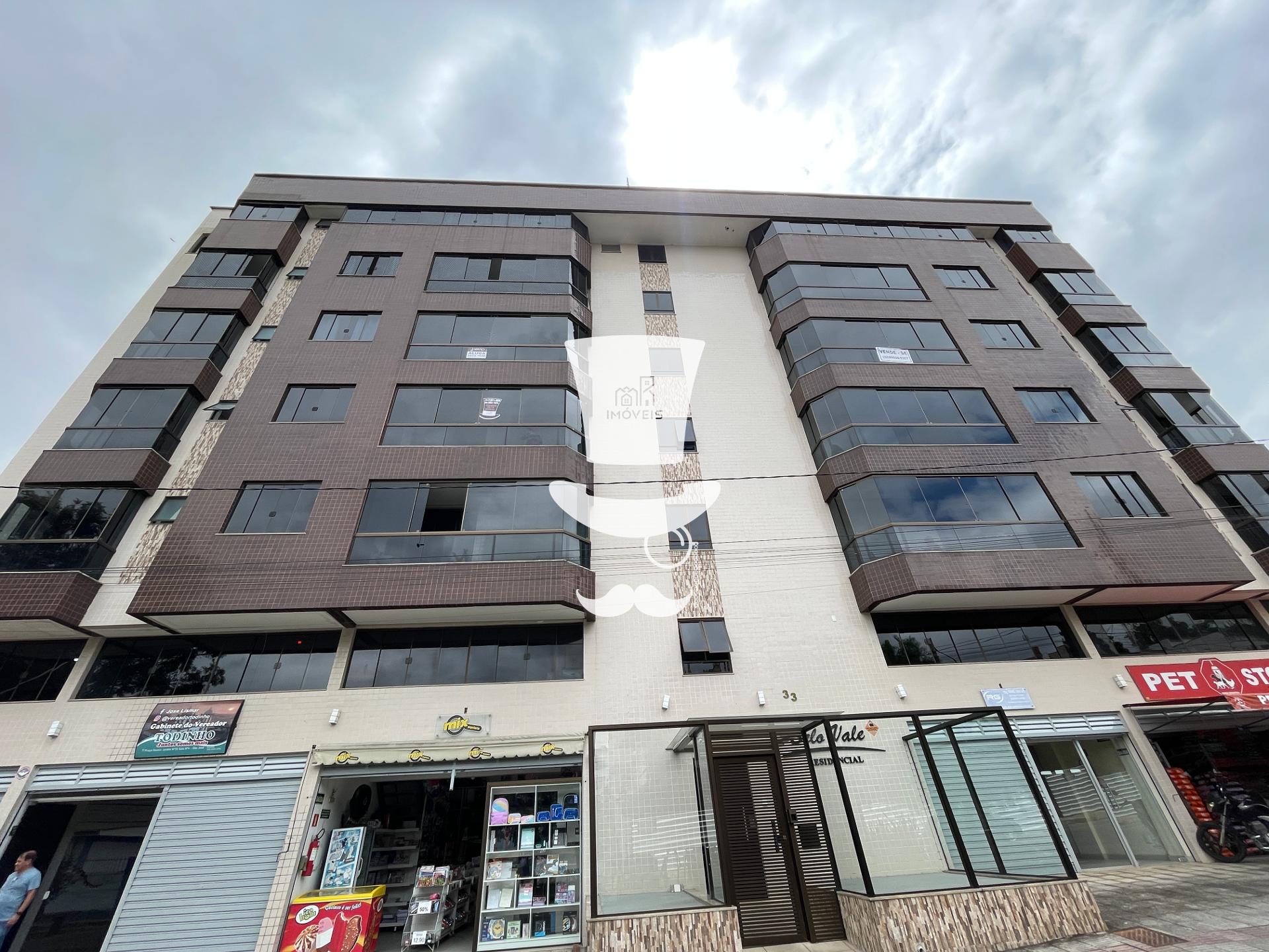 Apartamento com 3 quartos, sendo 01 suíte à venda em Barbacena...