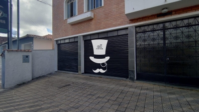 Loja com 150m   localizada no Centro de Barbacena para loca??o