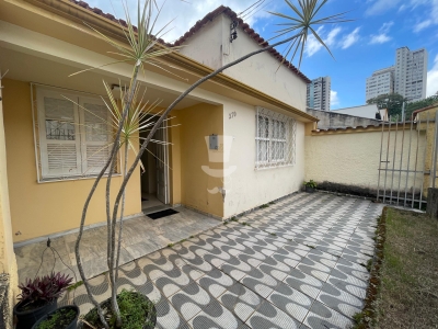 Casa à venda com  3 quartos em Barbacena-MG no São Geraldo
