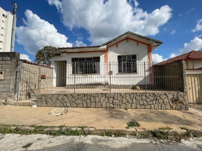 Casa com terreno de 1250m  à venda no São Sebastião em Barbace...