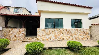 Casa à venda com 4 quartos, sendo 1 suíte no Grogoto em Barbac...
