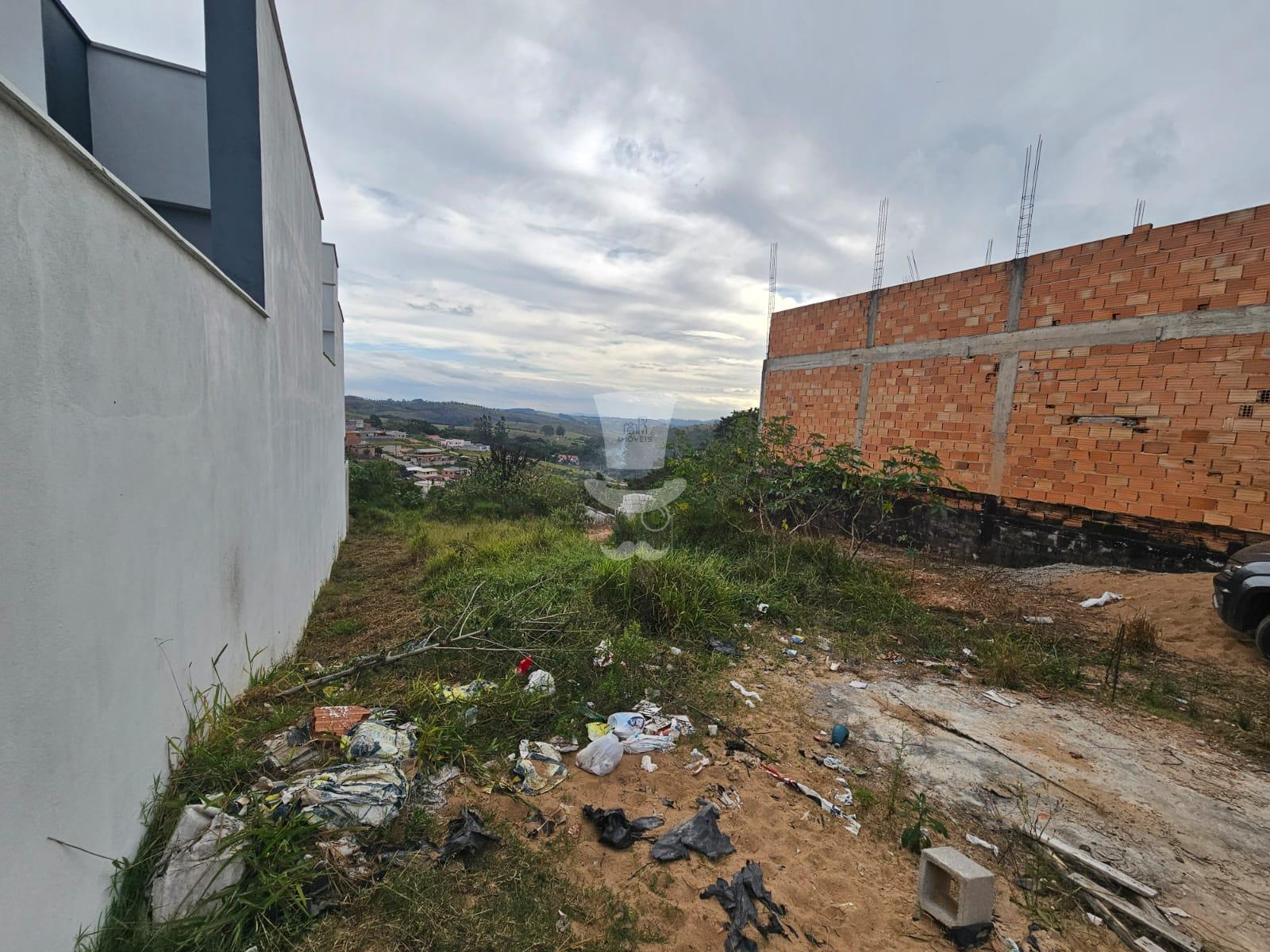 Terreno à venda com 360m  no Eucisa em Barbacena Minas Gerais