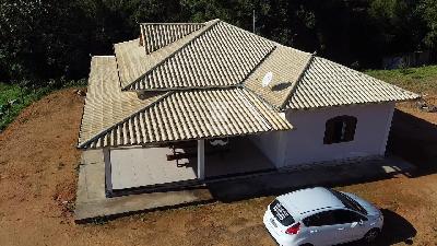 Sítio com 3 dormitórios, sendo 2 suítes à venda na Vargem do A...