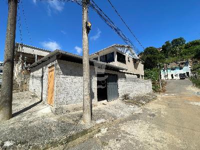 Casa à venda em Barbacena com 3 dormitórios no bairro Nova Cidade