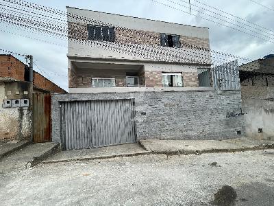Casa à venda com 4 dormitórios no Vilela em Barbacena - MG