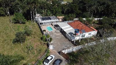 Sítio à venda com 5 quartos, sendo 1 suíte, no bairro Monte Má...