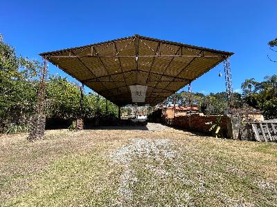 Galpão à venda com 600m  no bairro Dom Bosco em Barbacena