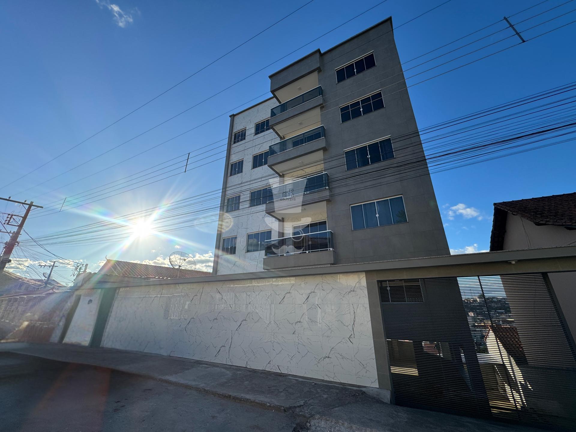 Cobertura à venda no Caiçaras em Barbacena com 3 quartos sendo...