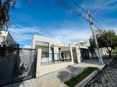 Casa ? venda em Barbacena com 4 dormit?rios sendo 2 su?tes na ...