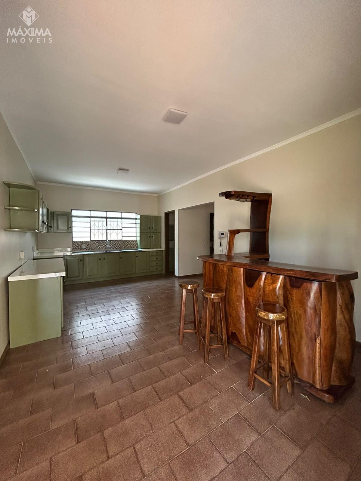 Casa para locação. Rua Martimiano Alves Dias, 579 -  Centro. S...