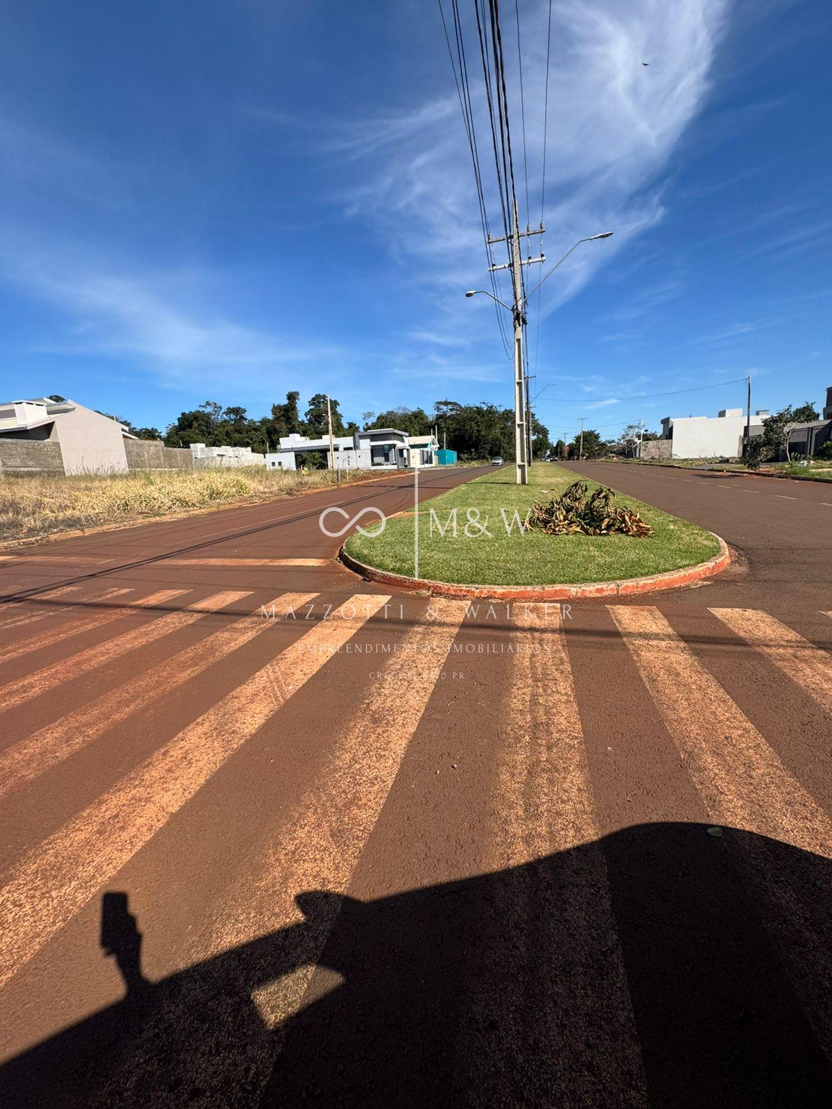 LOTE NA AVENIDA LAGOA VERMELHA, SOL NASCENTE, BAIRRO NAZARÉ, M...