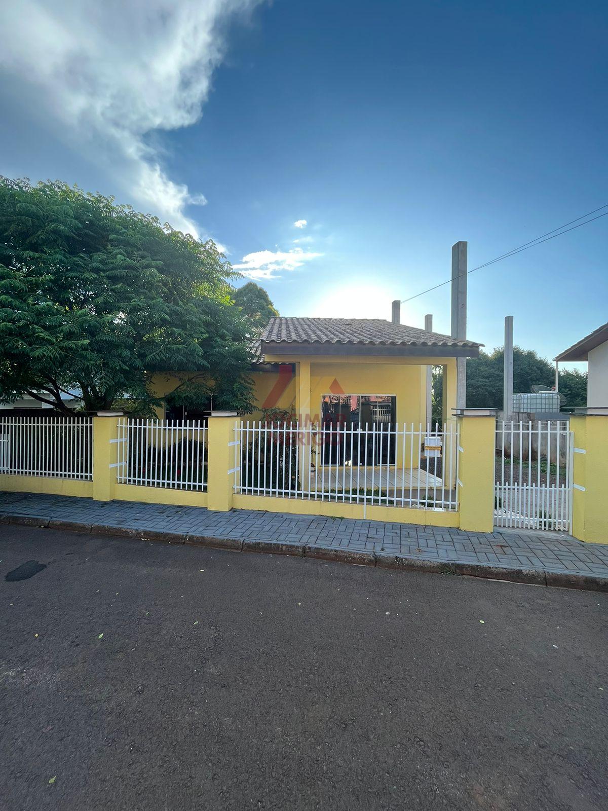 Casa com 2 dormitrios  venda, SAO FRANCISCO, SAO LOURENCO DO OESTE - SC