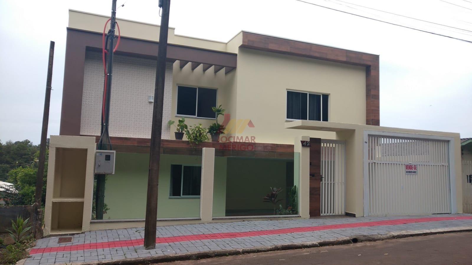 SOBRADO COM 3 DORMITÓRIOS À VENDA , FRANCISCO BELTRAO - PR