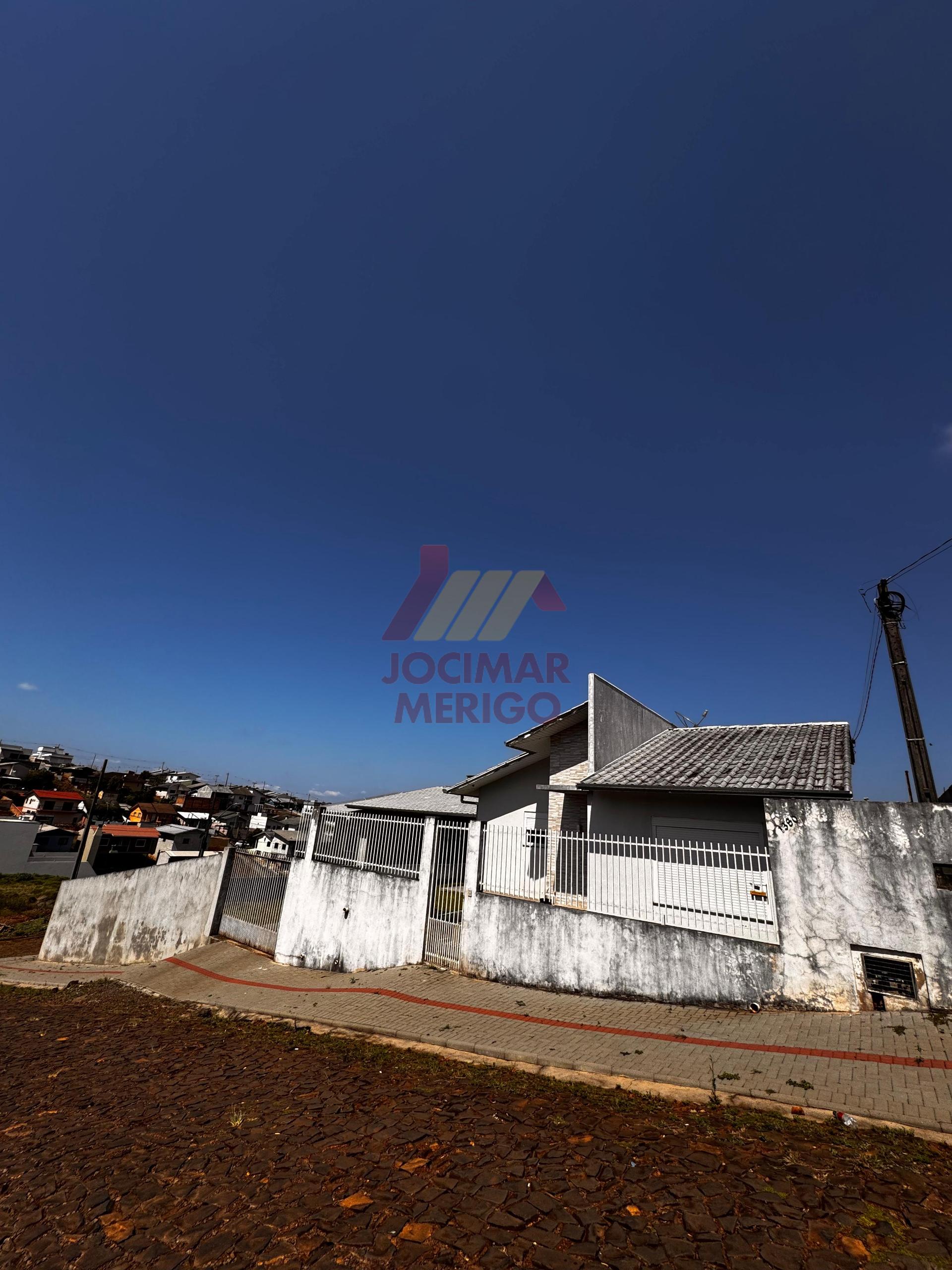 CASA À VENDA NO BAIRRO SÃO FRANCISCO