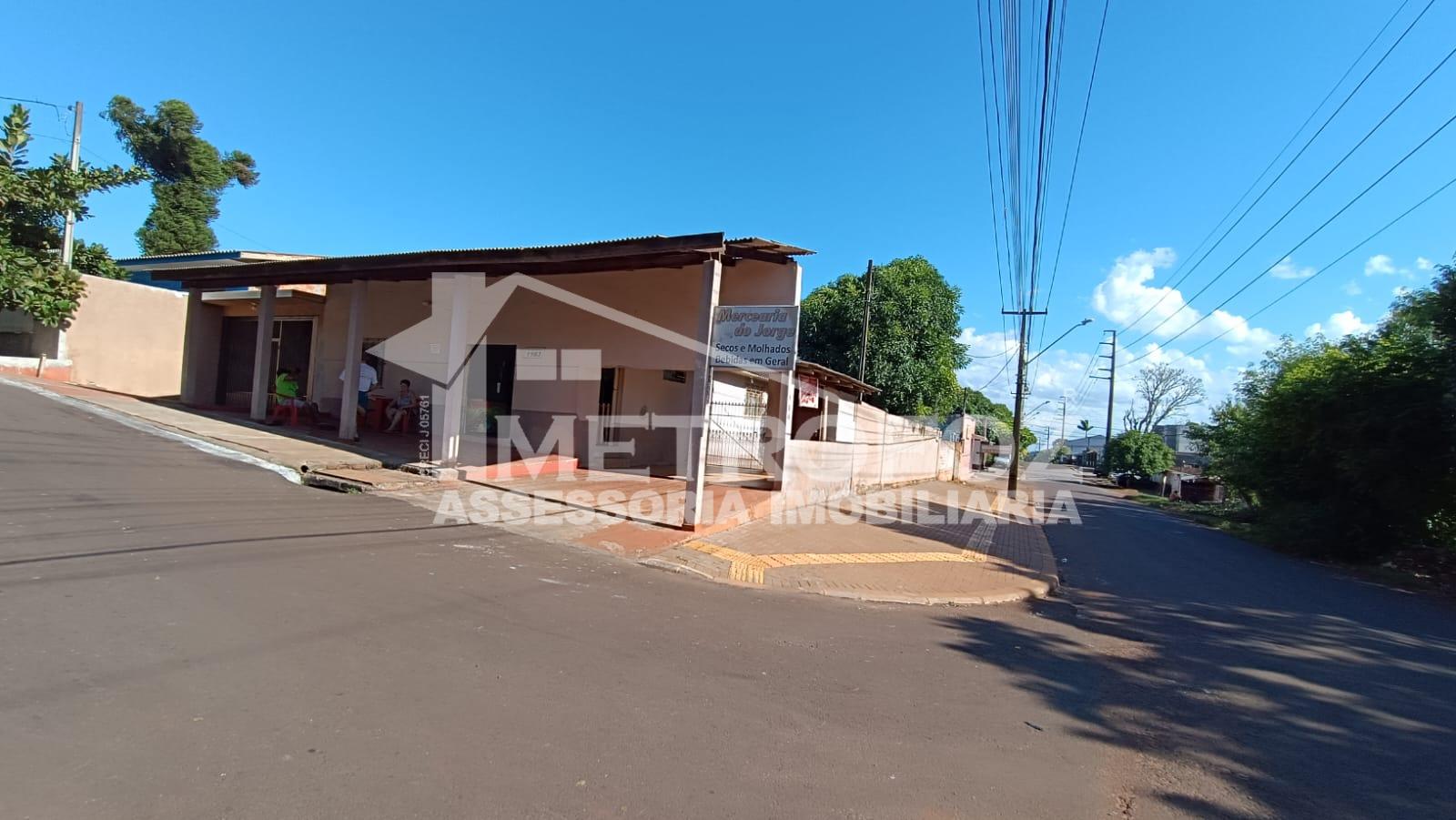 Casa de Esquina a Venda com sala comercial no Bairro Morumbi III