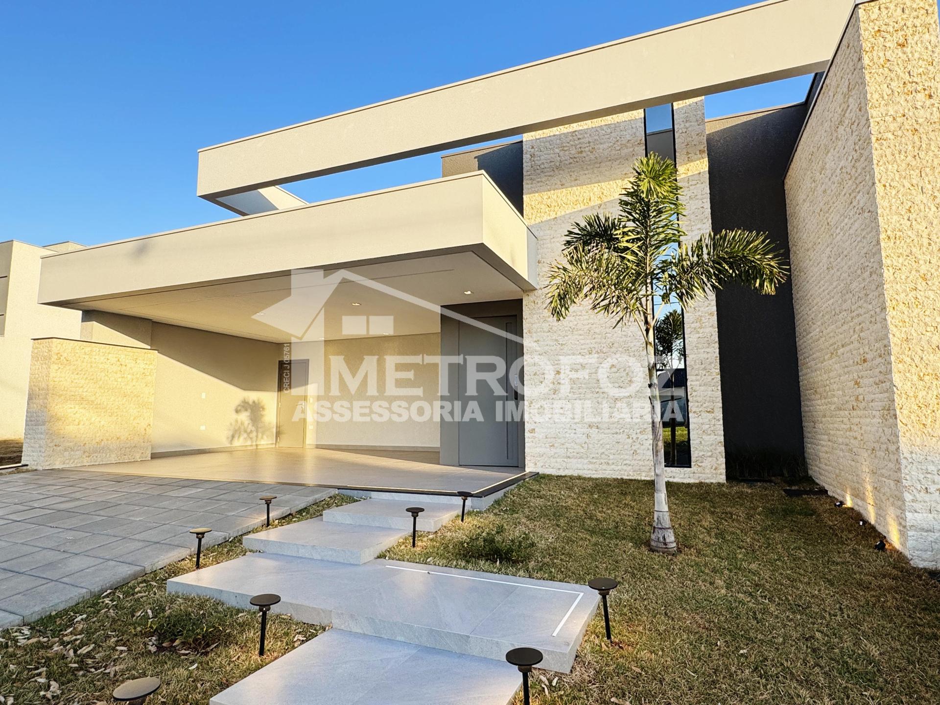 Casa com 3 dormitórios à venda, no Condominio Safira, JARDIM E...