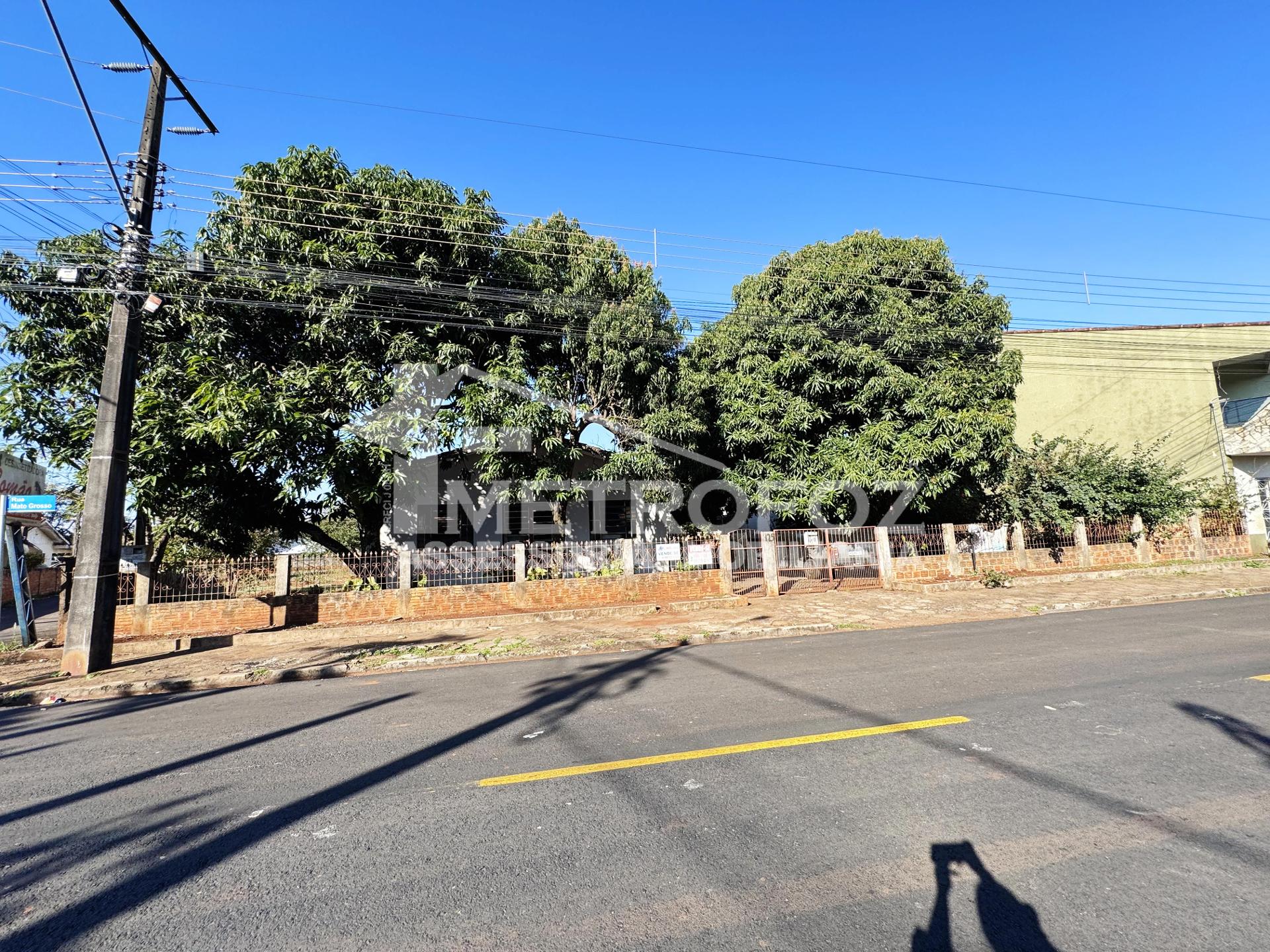 Terreno à venda, com terreno de 1.0000 m2 no PARQUE DOS ESTADO...