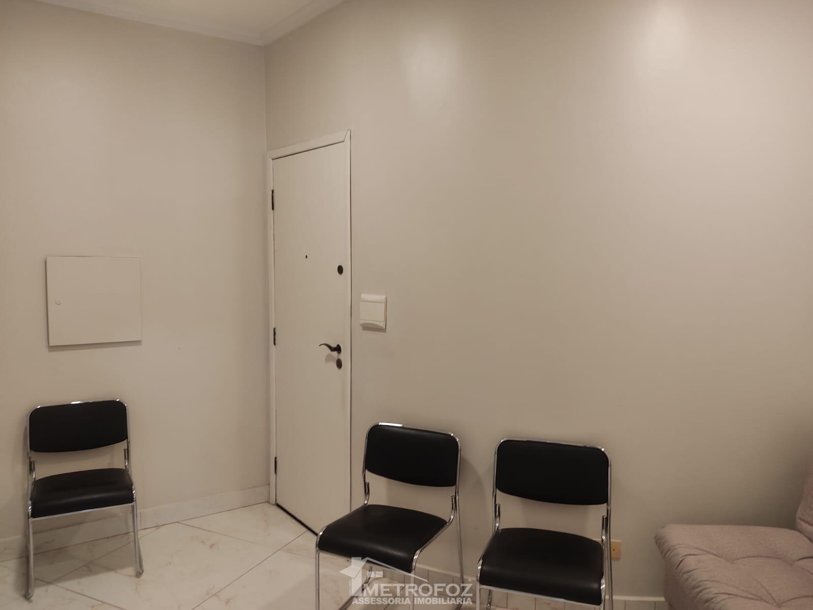 Sala comercial a venda no centro de Foz do Iguacu, semi mobili...