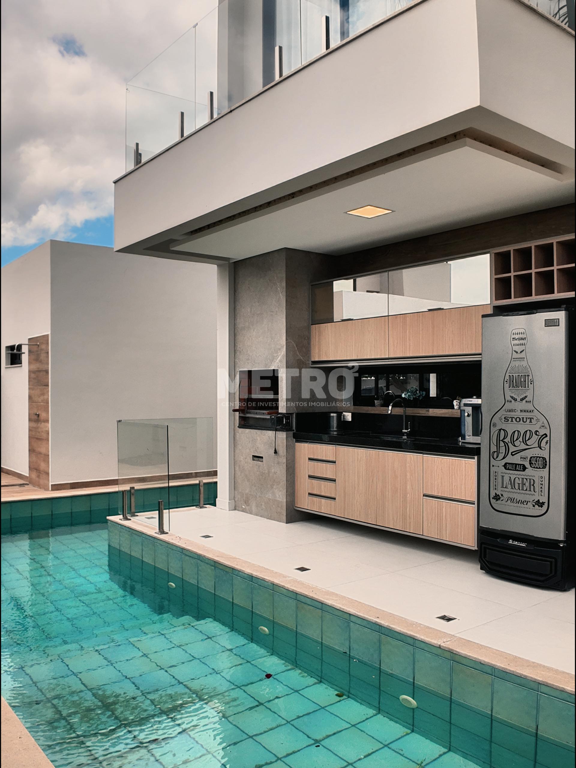 Casa ? venda, com 4 su?tes, piscina, planejados no Alphaville ...