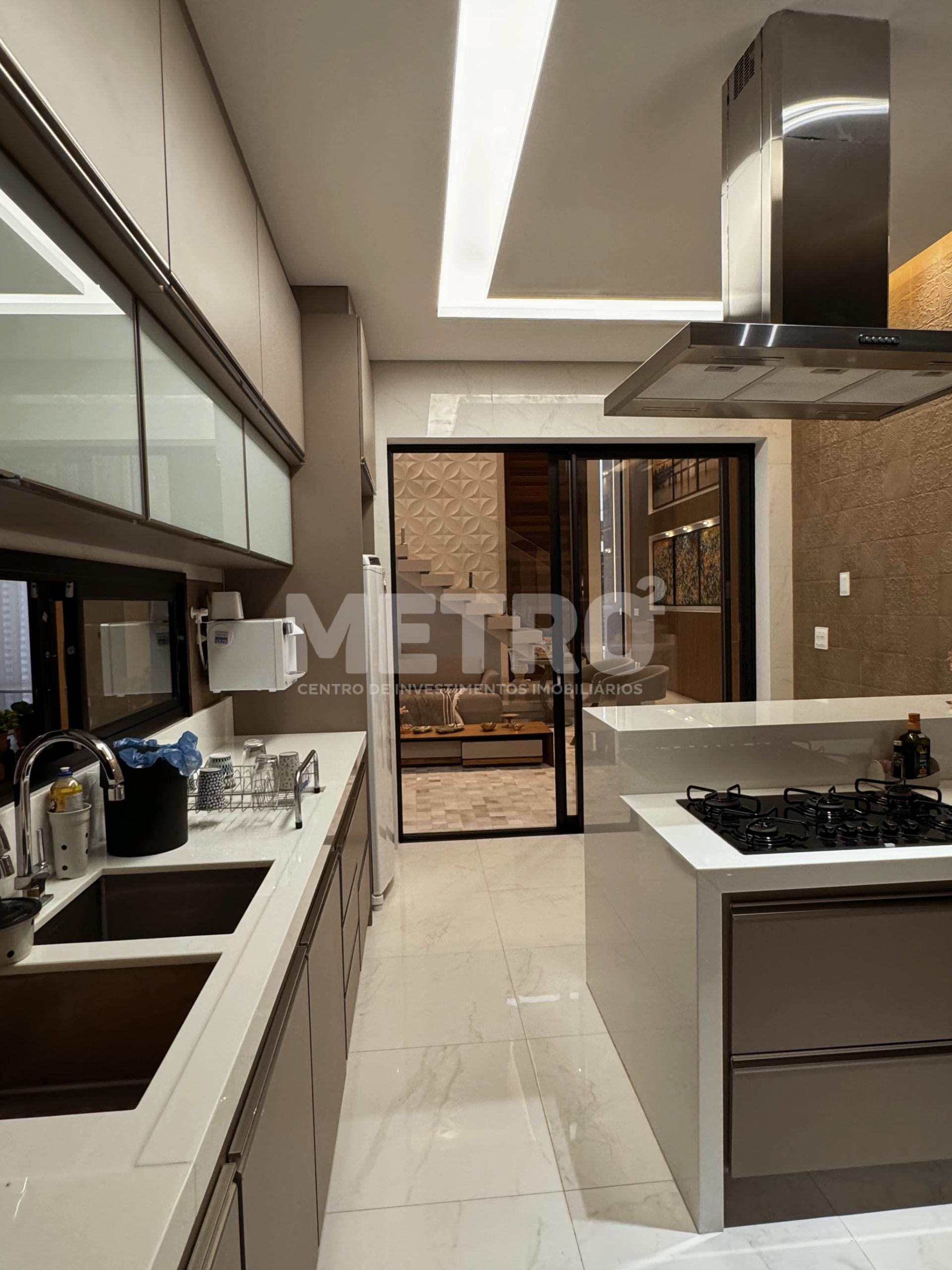 Casa de Condomínio à venda com 4 quartos, 290m² - Foto 11
