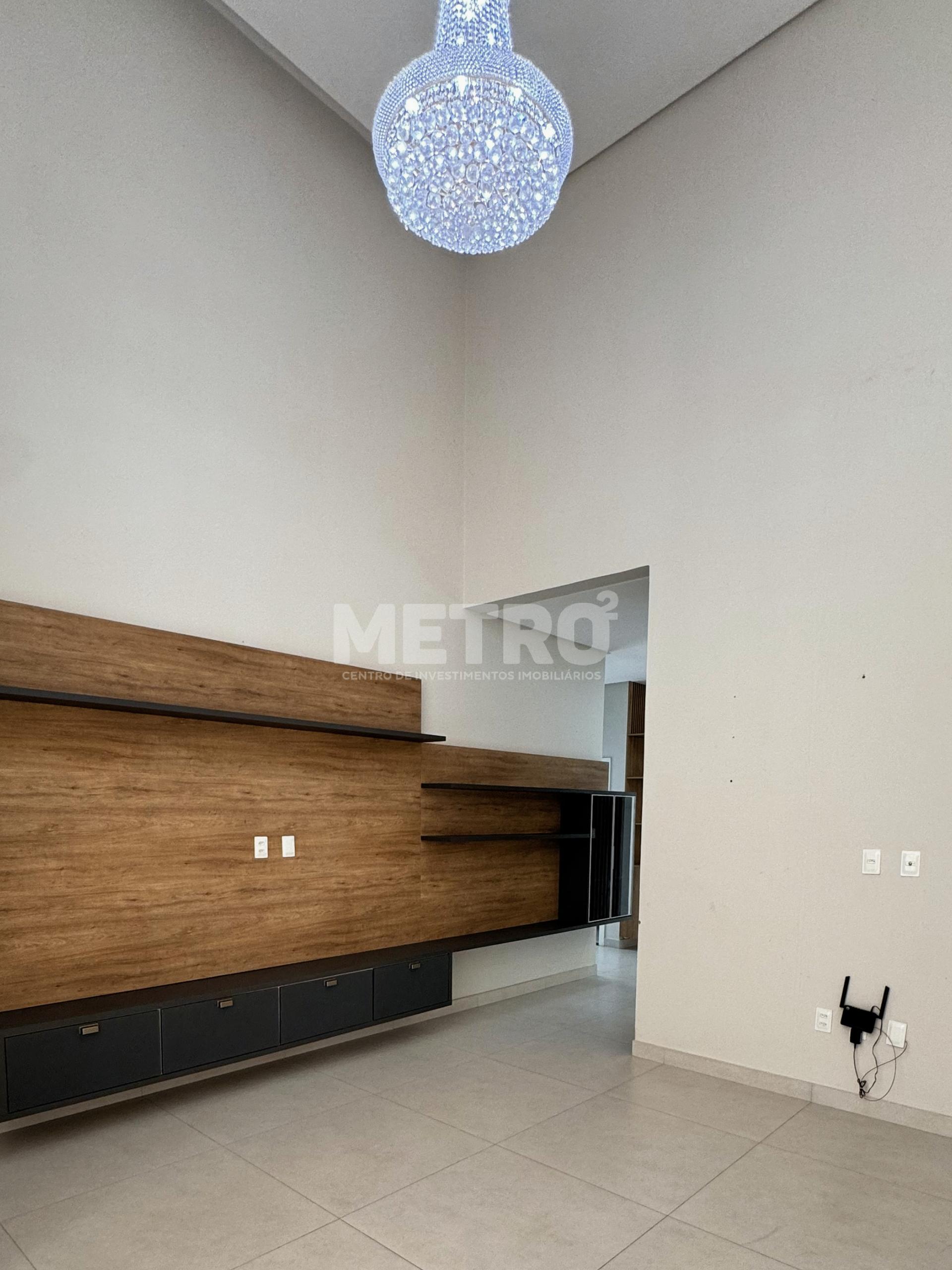 Casa de Condomínio para alugar com 2 quartos, 180m² - Foto 2