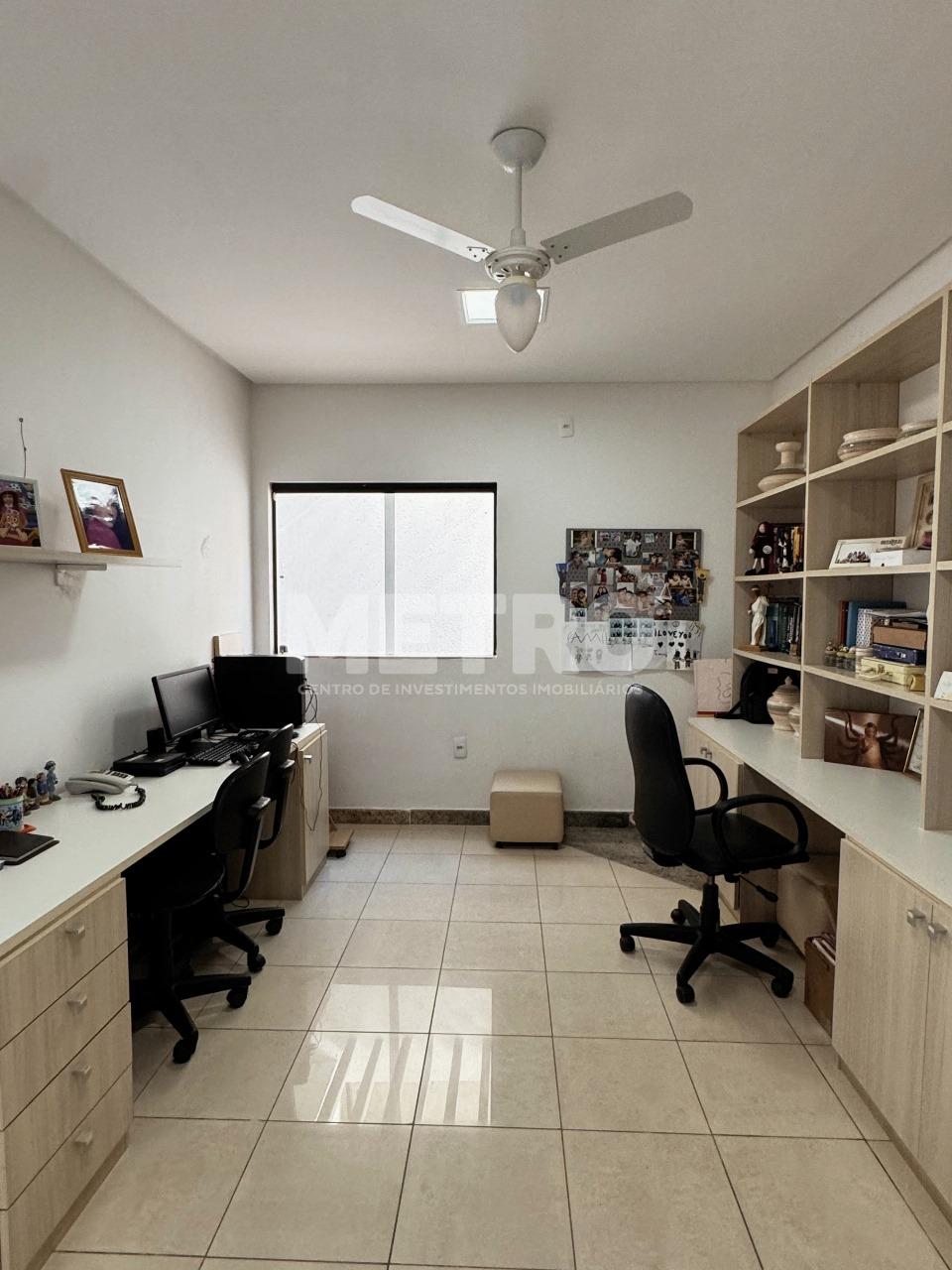 Casa, 2 quartos, 245 m² - Foto 26