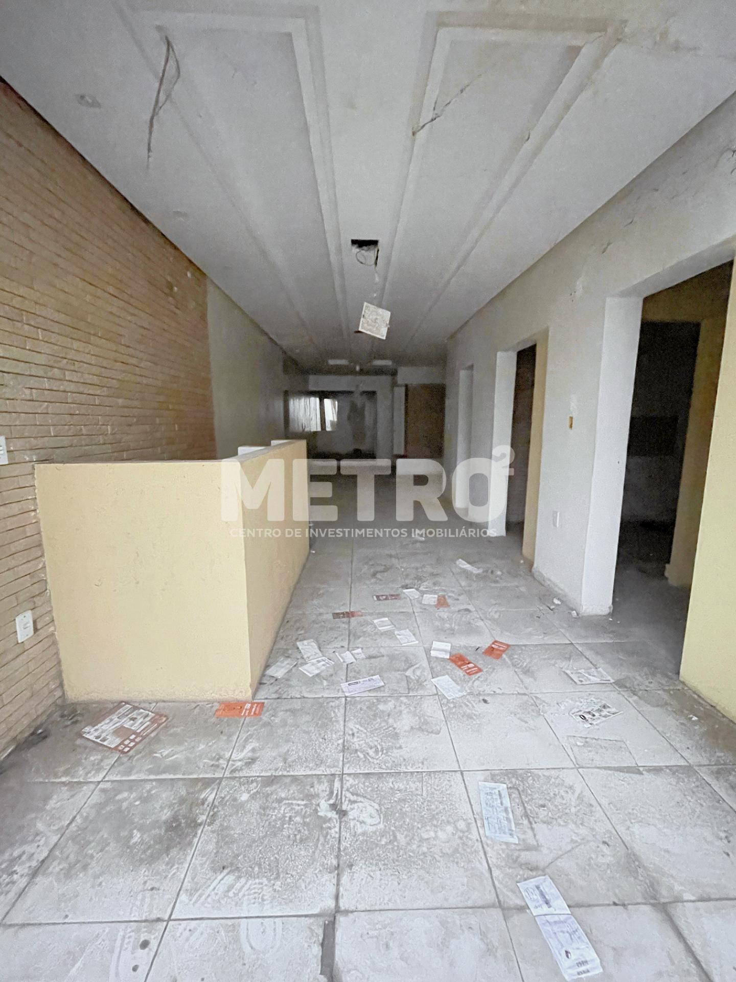 Loja-Salão, 255 m² - Foto 1