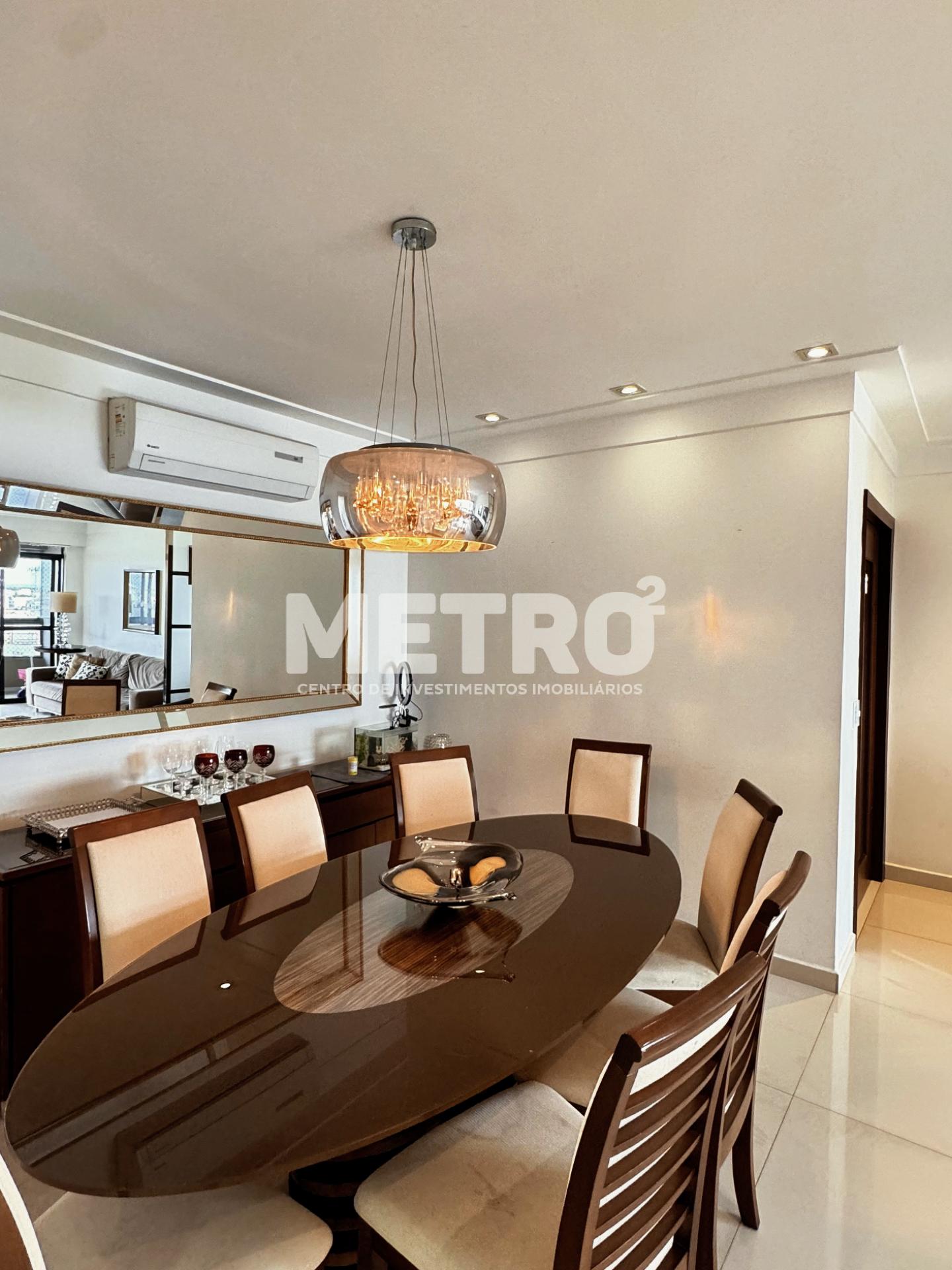 Apartamento à venda no Edf. Monte Castelo com vista para o Rio