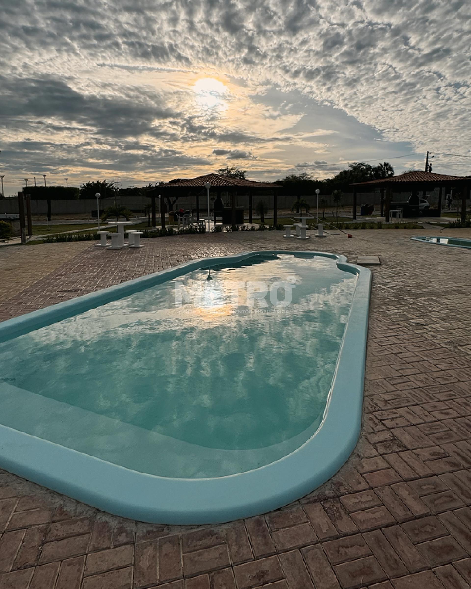 Terreno à venda no Condomínio Brisas do Rio com 592m , PETROLI...