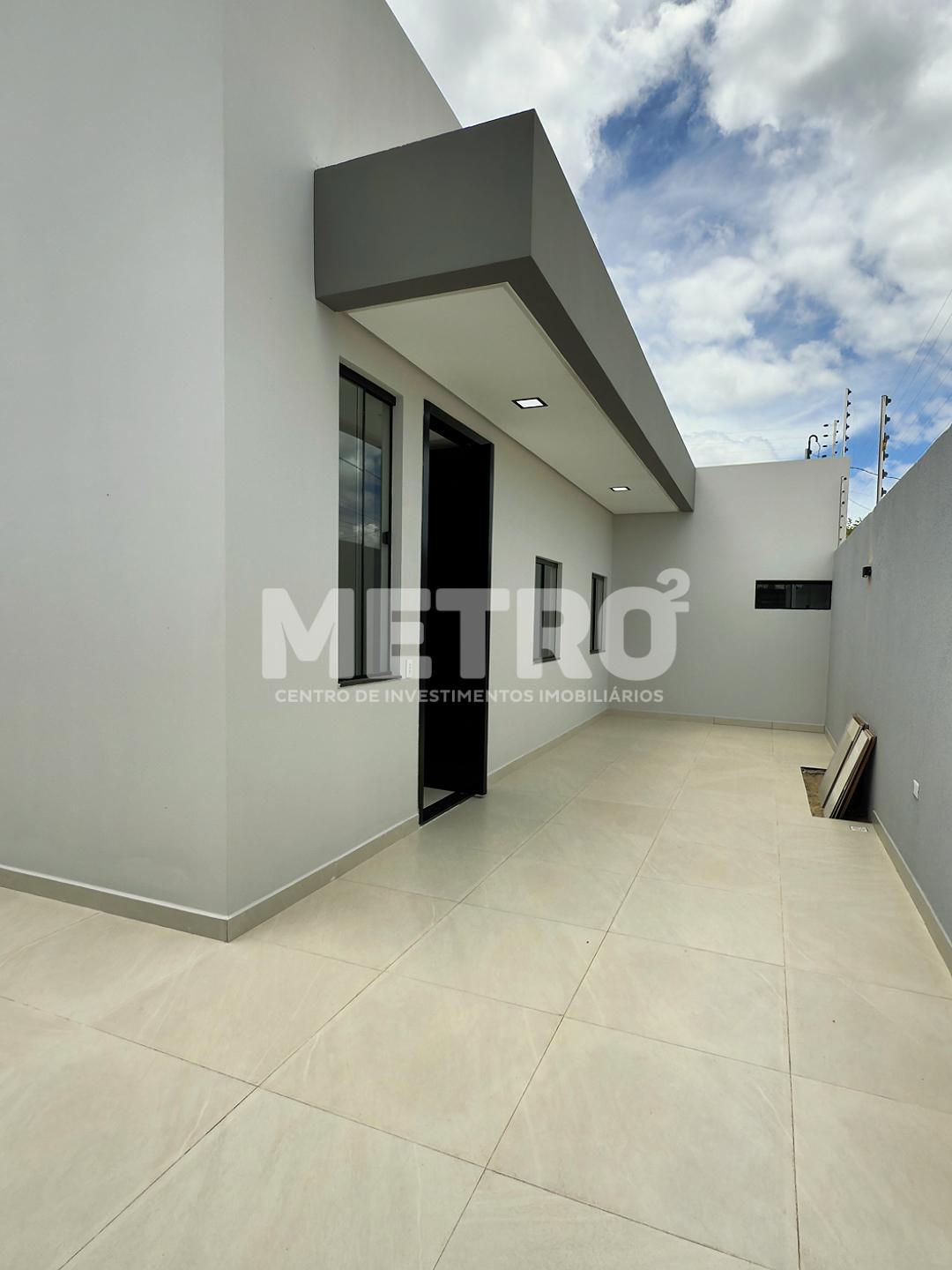 Casa à venda no Vale Dourado com 3 quartos sendo duas suítes, ...
