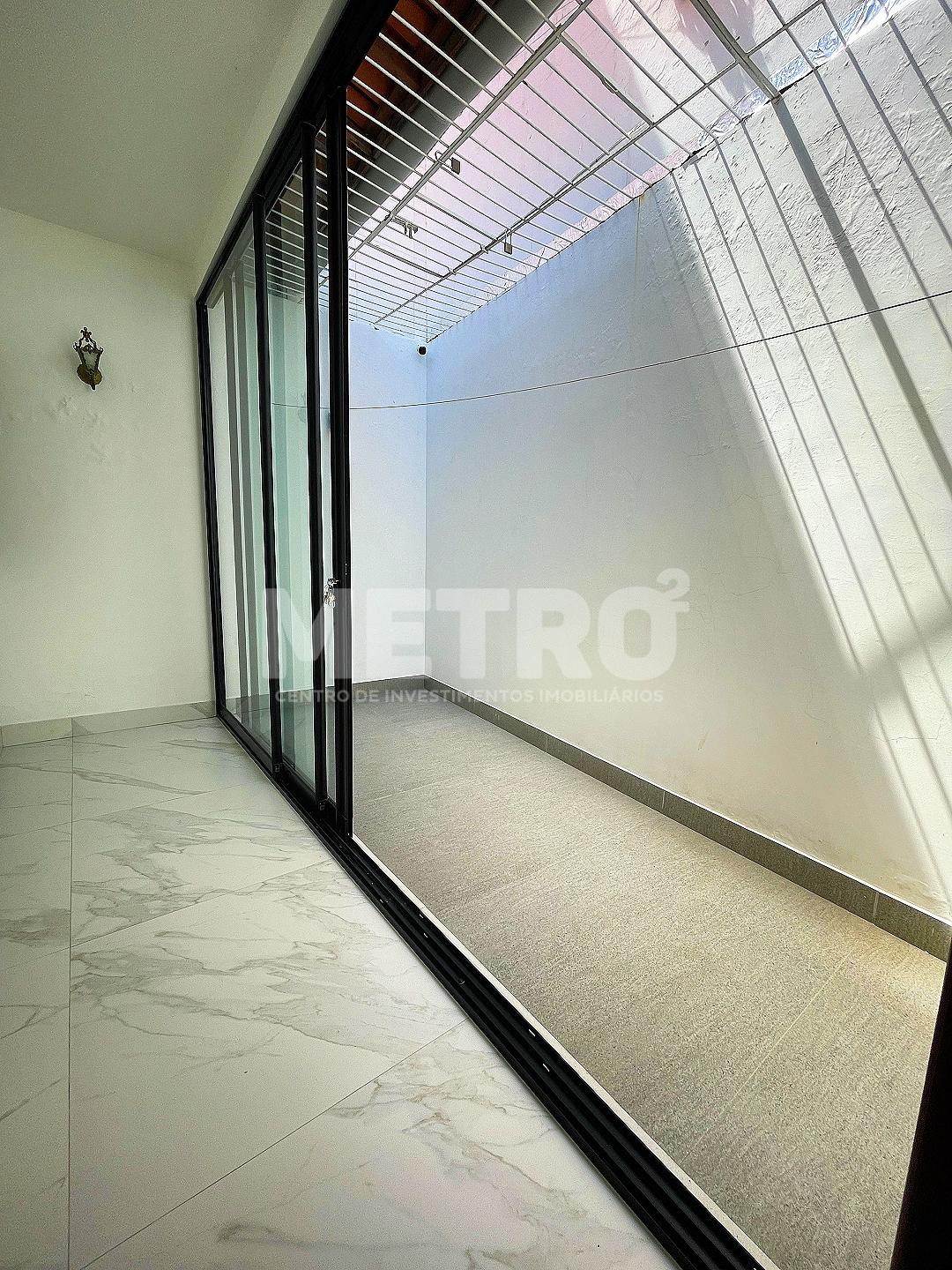 Loja-Salão para alugar com 3 quartos, 200m² - Foto 8