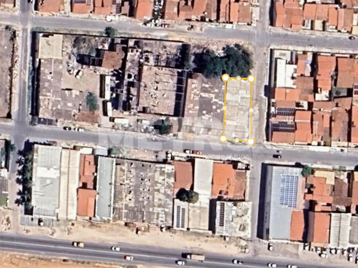 Galpão com 1.580m  à venda no bairro  Gercino Coelho, PETROLIN...