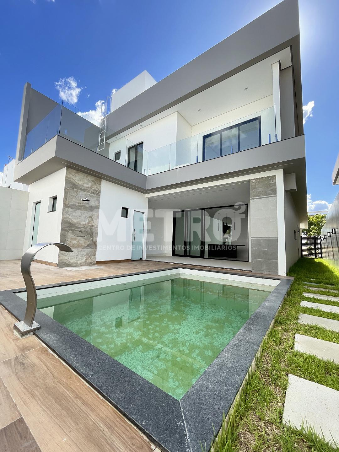 Casa à venda no Alphaville com 4  suítes, Gourmet com piscina,...