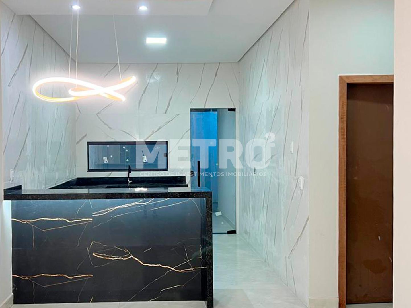 Casa à venda com 2 quartos, 150m² - Foto 2