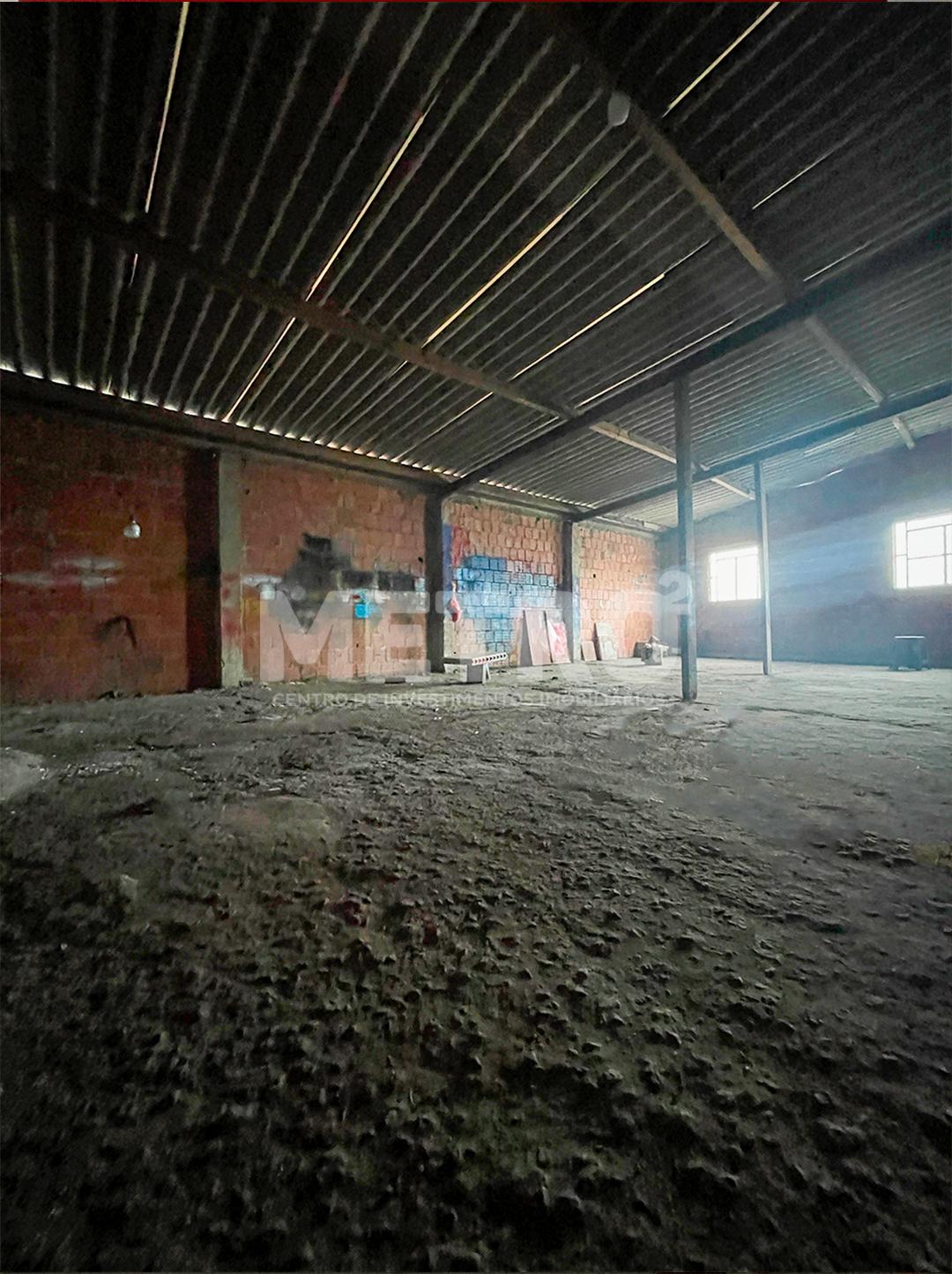 Depósito-Galpão-Armazém para alugar, 122m² - Foto 7