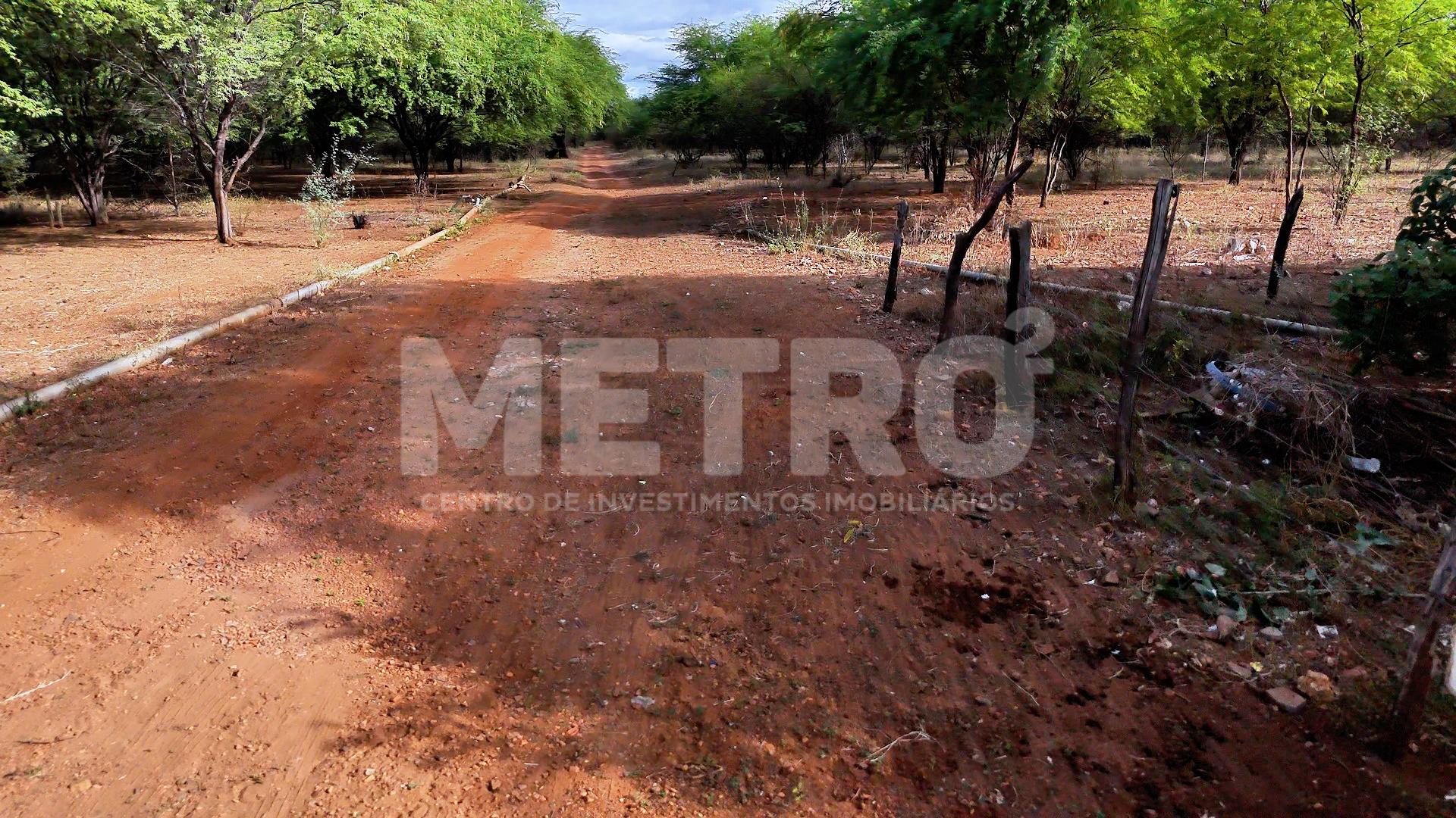 Chácara à venda, 181000m² - Foto 2