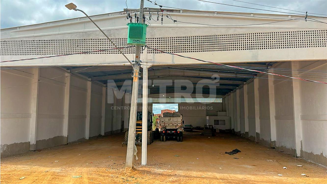 Depósito-Galpão-Armazém para alugar, 800m² - Foto 1