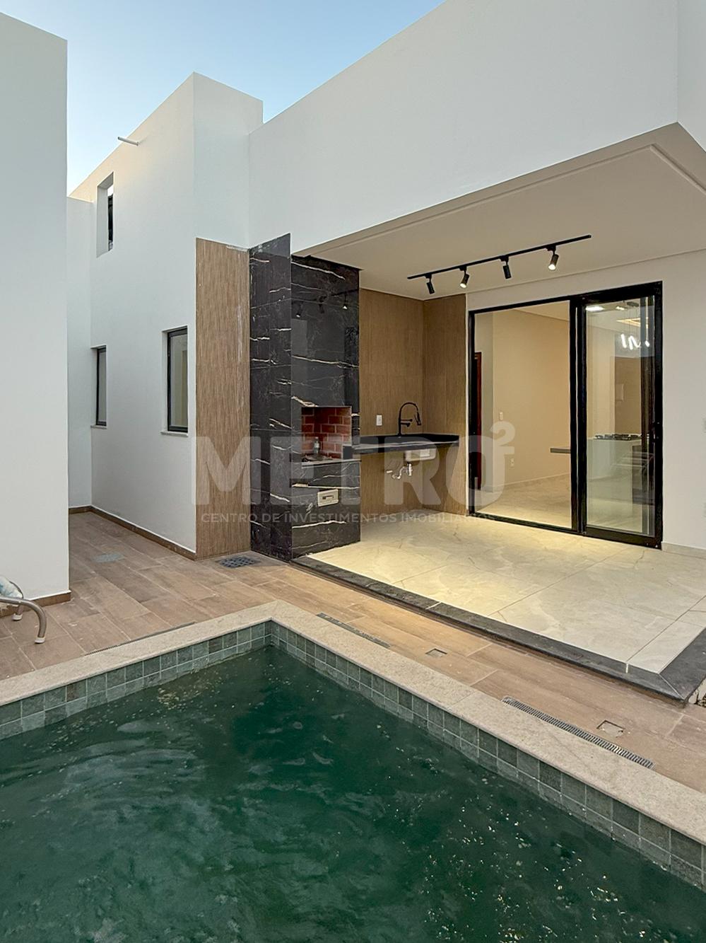 Casa à venda no Buona Vita com  3 suítes, gourmet, piscina, PE...