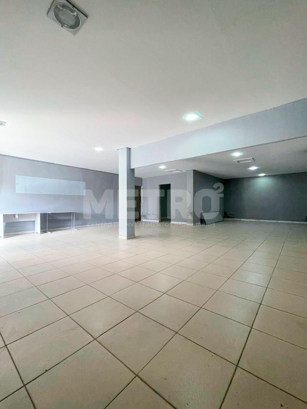 Depósito-Galpão, 200 m² - Foto 1