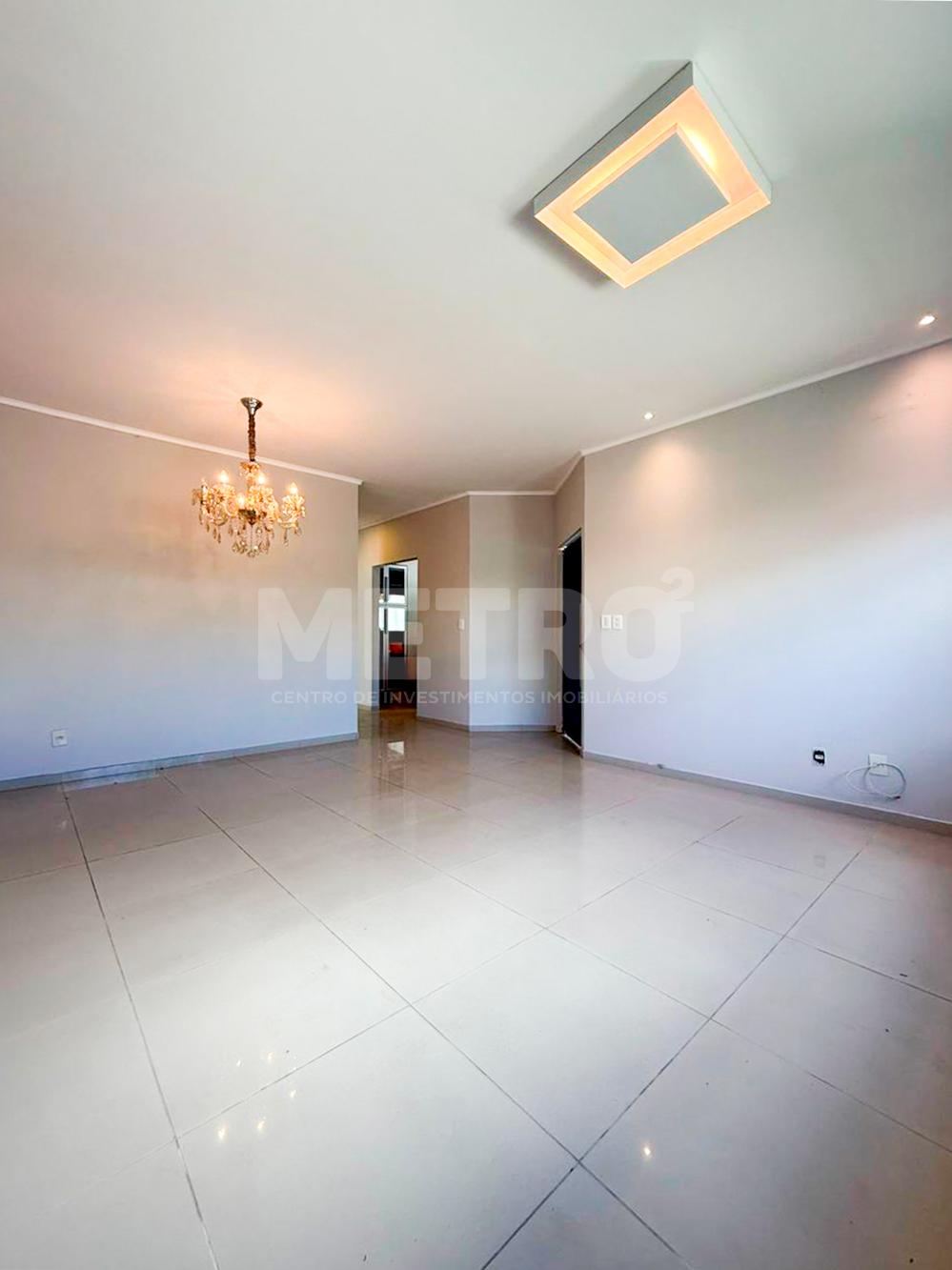 Casa à venda no Cond Sol Nascente Etapas com 3 quartos, planej...